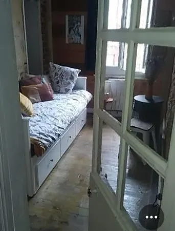 Le Repos Des Ducs, Accessible En Velo *